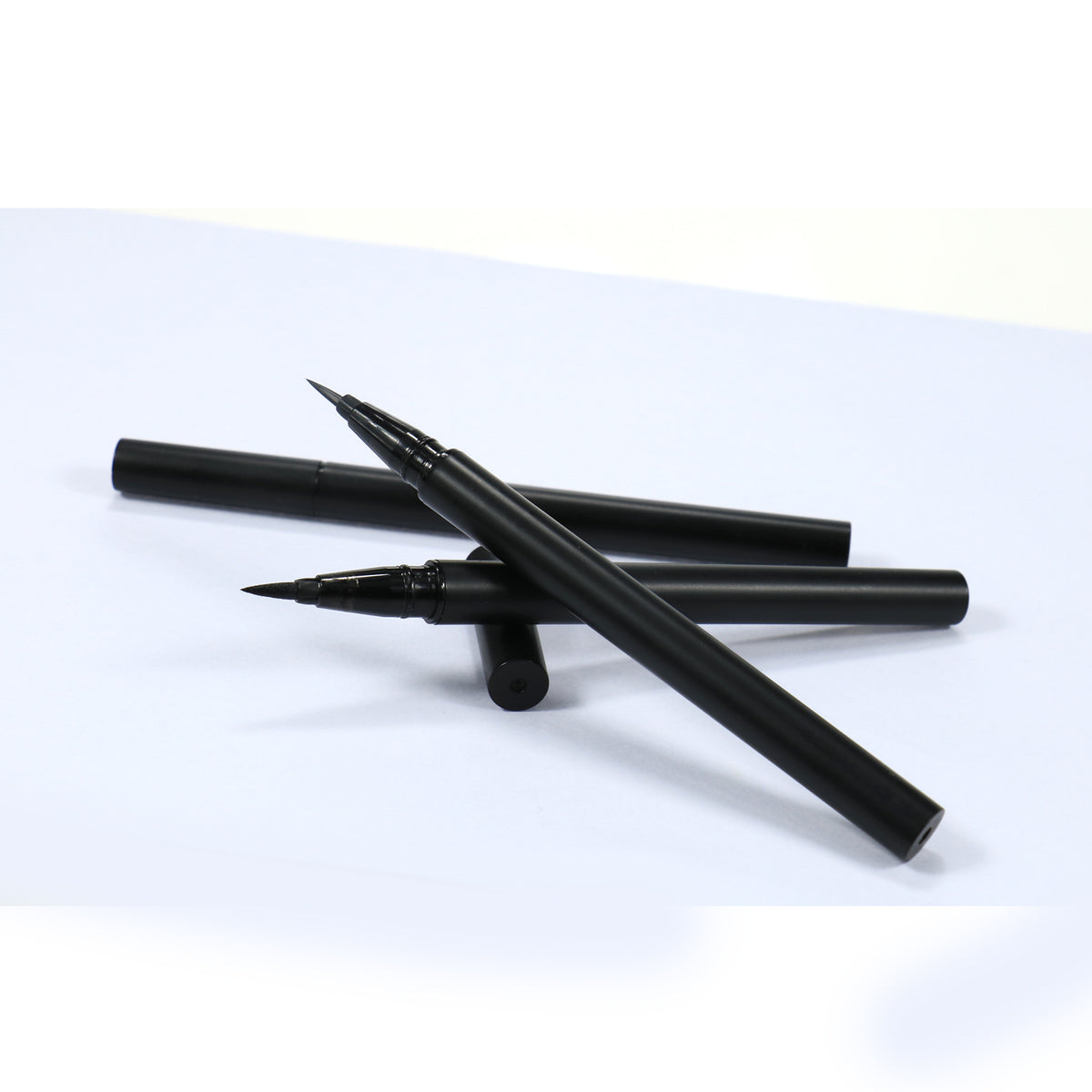 Fine Line Liquid Eyeliner - Black - product view